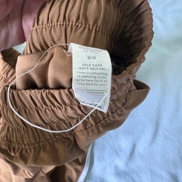 Aerie Brown Women's Athletic Shorts with White Trim | Size M | Never worn before - Picture 4 of 5